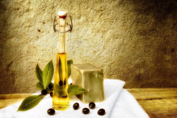 laurel, soap, olive oil, laurel-sauce, laurus nobilis, berries, aleppo soap, olive oil, olive oil, olive oil, olive oil, olive oil