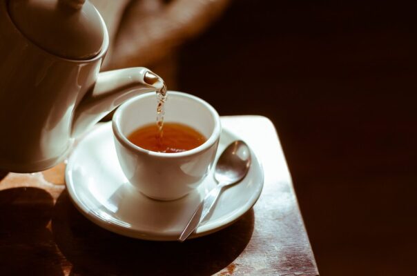 tea, hot, cup, table, tea-time, tea cup, nature, break, herbal, leaf, beverage