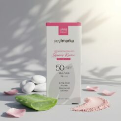 Alternative view of Yeşilmarka Leke Karşıtı & Aydınlatıcı Renkli Güneş Kremi 50ml