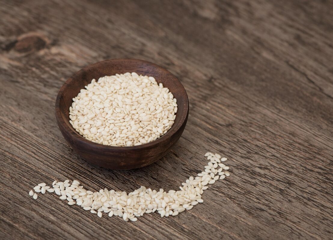 sesame, sesame seeds, seeds, key, wooden bowl, minerals, healthy, vessel, food, vital substances, meal, nourishment, natural product, close up, vitamins, sesame, sesame, sesame, sesame seeds, sesame seeds, sesame seeds, sesame seeds, sesame seeds